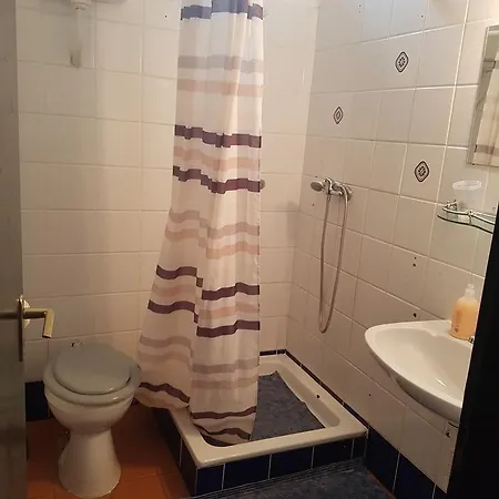 Hostel Frantic Monkey I Orjongo Majom *