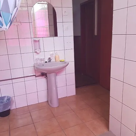 Hostel Frantic Monkey I Orjongo Majom