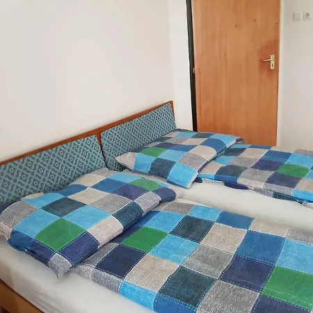 Frantic Monkey I Orjongo Majom Hostel *