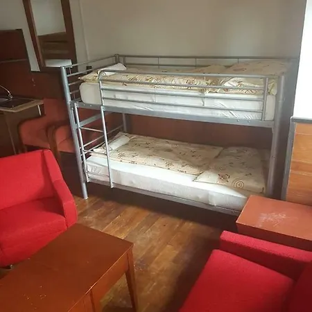 Hostel Frantic Monkey I Orjongo Majom *